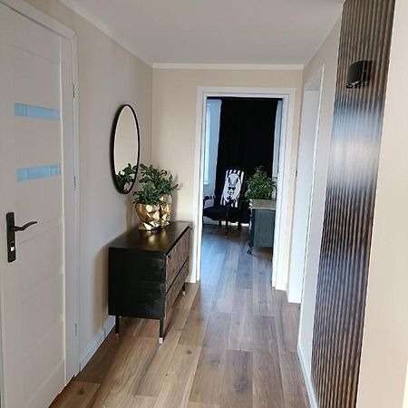Duże Apartamenty Holender House 6 plaż w zasięgu plus jezioro Choczewo Buitenkant foto