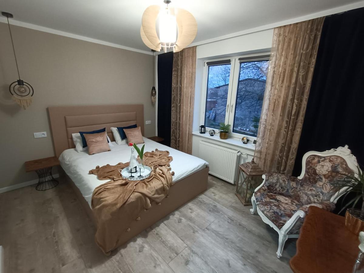 Duże Apartamenty Holender House 6 plaż w zasięgu plus jezioro Choczewo Buitenkant foto